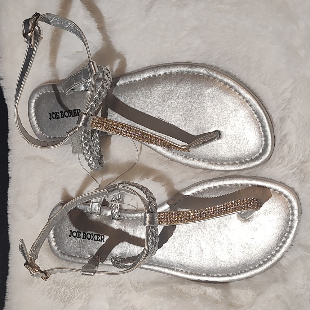 Joe Boxer Women's Sandals Size 7 Silver Thongs with Crystal And Braided Accents